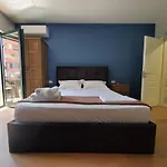 Condesa Tirana