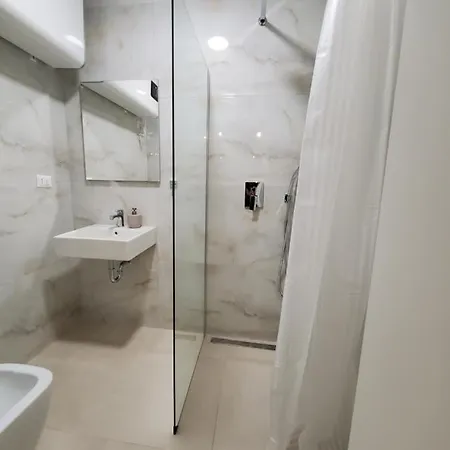 Condesa 3*
